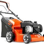 Бензиновая самоходная газонокосилка Husqvarna LC 140S 40 см