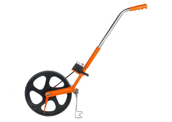 Измерительное колесо ADA Wheel 100 А00113 в рабочем положении