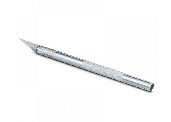 Нож макетный Stanley 0-10-401 с металлическим корпусом и лезвием