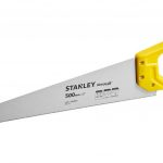 Ножовка Stanley SHARPCUT 500 мм 11 TPI на деревянной заготовке
