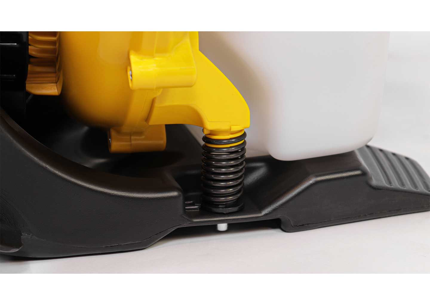 Воздуходувка бензиновая CHAMPION GBR476 Воздуходувка бензиновая CHAMPION GBR476 — изображение 3