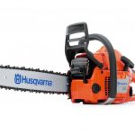 Бензопила Husqvarna 353 с шиной 15 дюймов, вид сбоку на инструмент