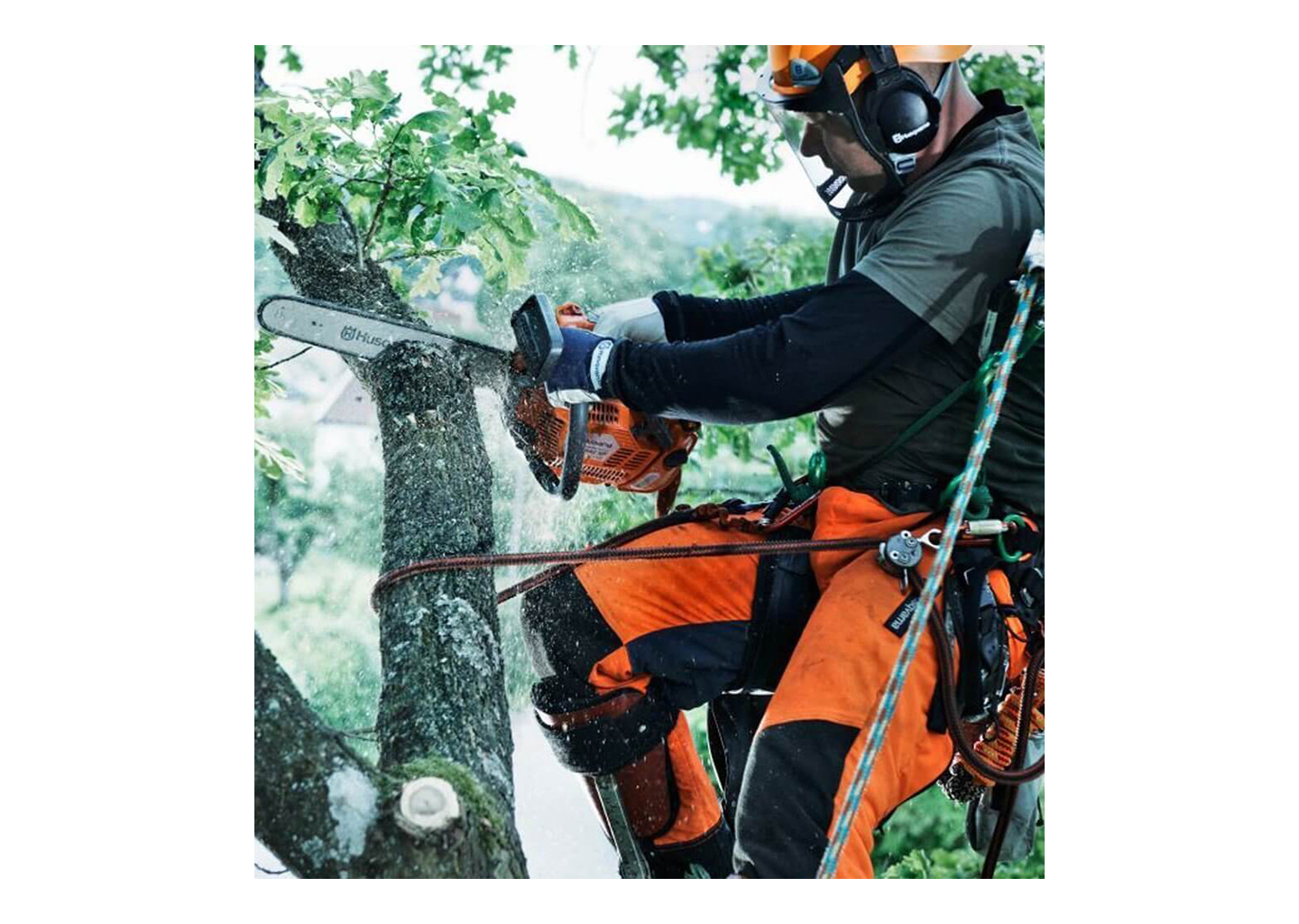 Бензопила сучкорез Husqvarna T435 12″ бензиновая 1,5 кВт с верхней рукояткой Бензопила сучкорез Husqvarna T435 12″ бензиновая 1,5 кВт с верхней рукояткой — изображение 7