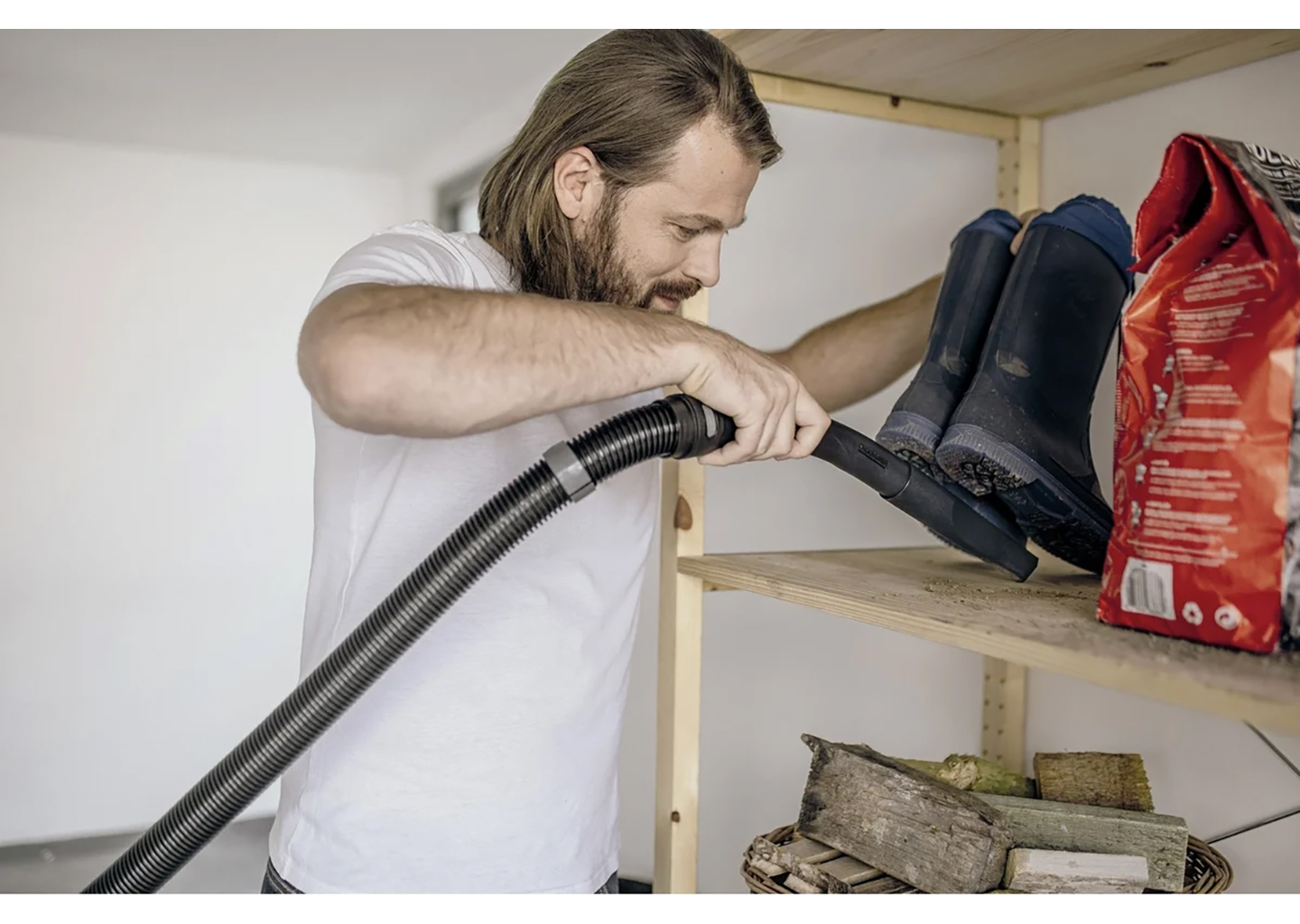 Хозяйственный пылесос строительный Karcher WD 3 S V-17/4/20 17 л 1000 Вт для сухой и влажной уборки Хозяйственный пылесос строительный Karcher WD 3 S V-17/4/20 17 л 1000 Вт для сухой и влажной уборки — изображение 2